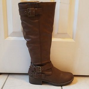 Womens Brown Boots Nwot